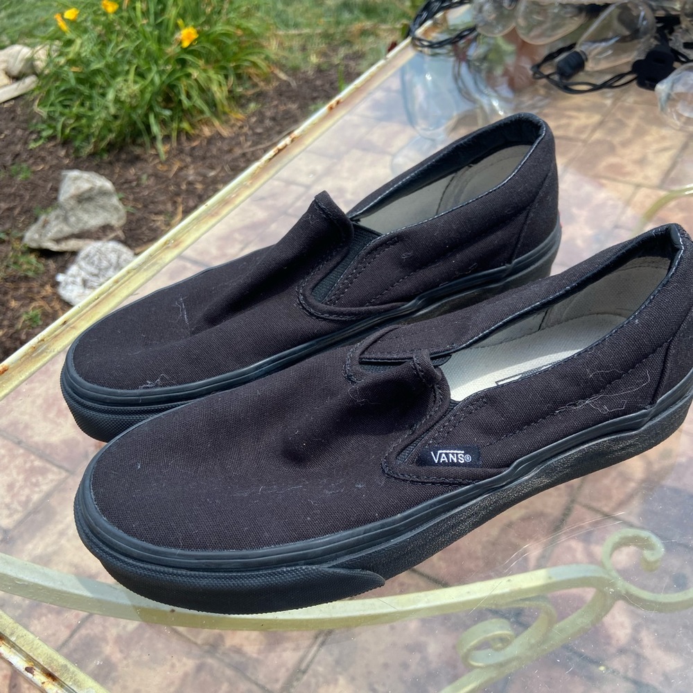 All black Vans -Mens 6, Womens 7.5, never worn - slip on shoes